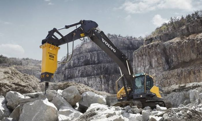 Escavadora Volvo EC480