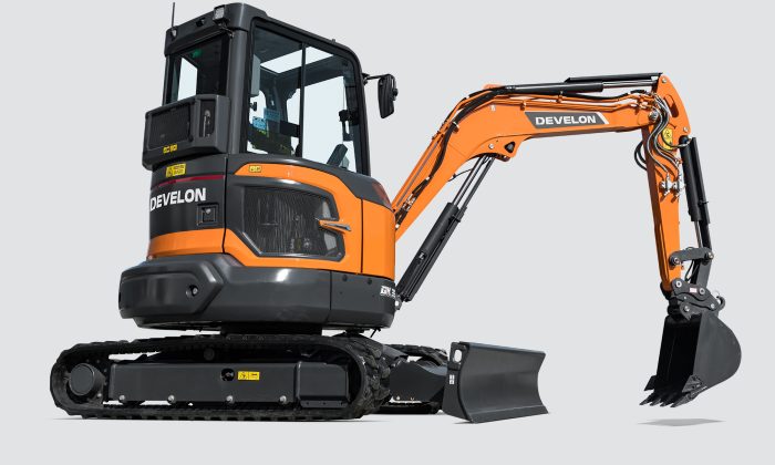 Mini-escavadora DX35Z-7