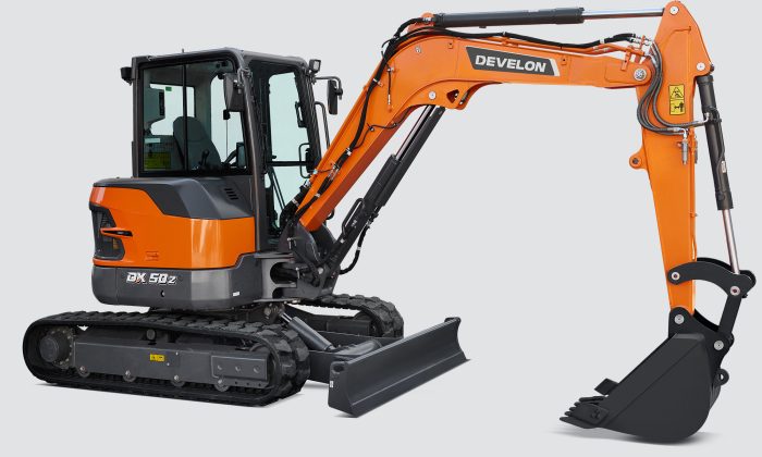 Mini-escavadora DX50Z-7