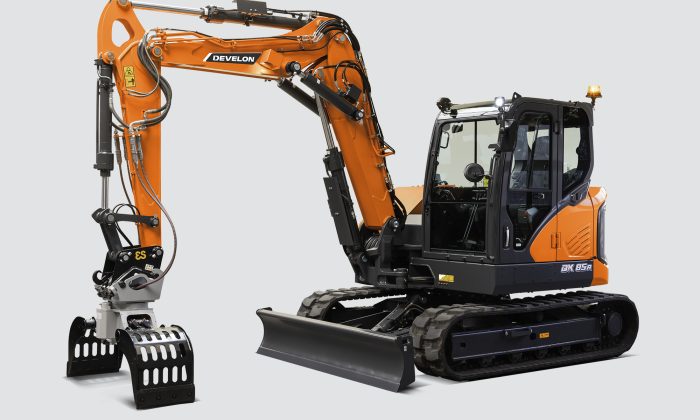 Mini-escavadora DX85R-7